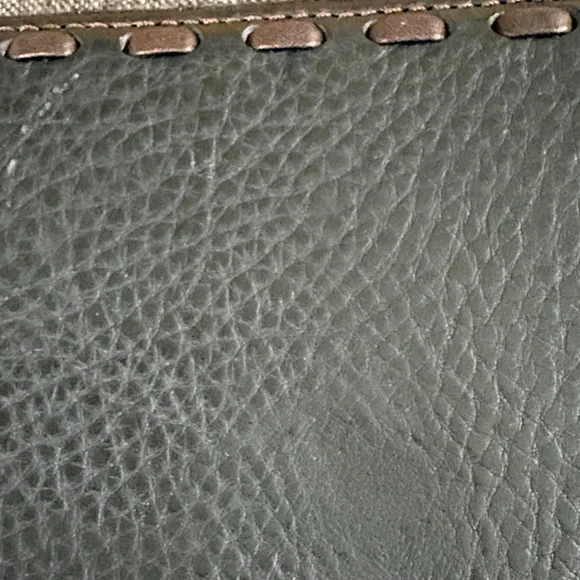 Dooney & Bourke Black Leather Zip Wallet Florentine NWT - Picture 5 of 9